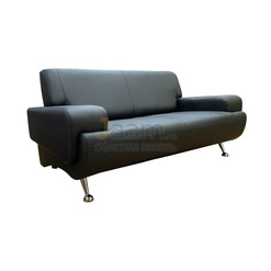 Офисный диван кожаный Клерк-5