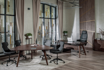 Стол для переговоров Rail